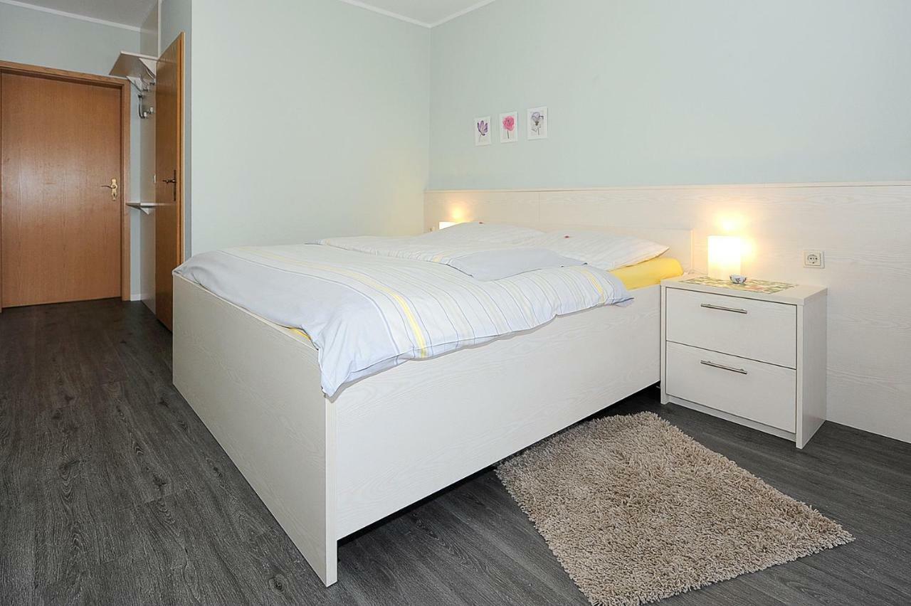 Hotel Garni Haus Am Meer Neuharlingersiel Zewnętrze zdjęcie
